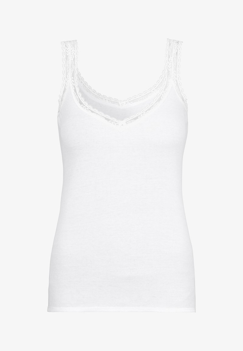 Valge ribaga tank top V-kaelusega, millel on õrn pitsäär kaelaääres ja õlavarre rihmadel. Pehme, tekstureeritud puuvillane materjal.