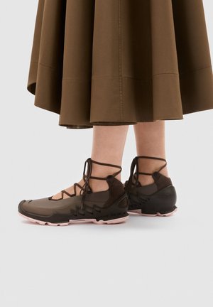 ECCO, ECCO BIOM AEX W. - Ballerina´s met bandjes - marron marron coffee