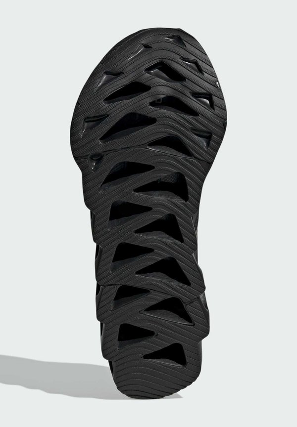 SWITCH FWD 2.0 - Road running shoes2