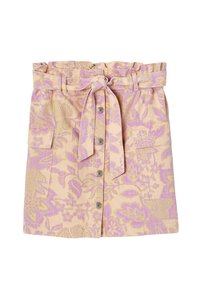 Jupe à motif floral en rose clair avec des accents violets. Possède une taille haute, une ceinture et deux poches latérales. Fermeture à boutons à l'avant. Matériau en coton.