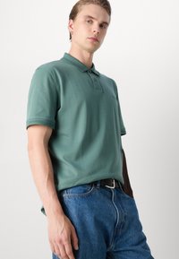 BOSS Bluză polo - open green