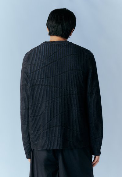 Main image 5, Enlarge