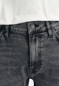 GANT Jeans a sigaretta - black