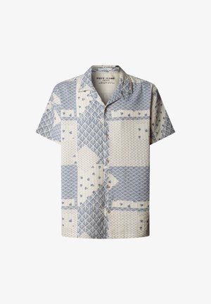 Korte mouwen overhemd met knopen, uitgevoerd in patchworkpatronen in blauw en gebroken wit, inclusief bloemen en geometrische vormen.