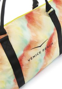 Venice Beach Reisetasche grün-orange/grün Zalando