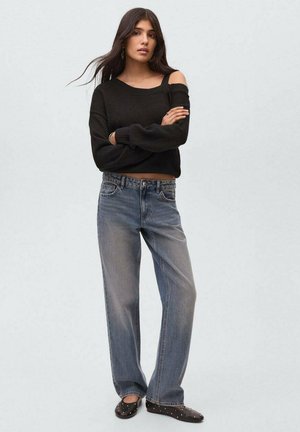 WITH CUT-OUT - Trui - black