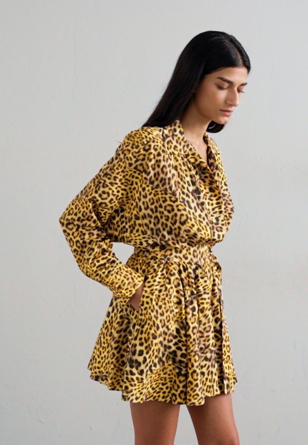 SUPER FLARED MINI DRESS - Shirt dress - cheetah patch3