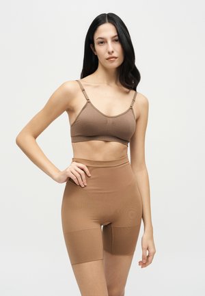 Spanx, SPANXSCULPT GOFIGURE MID THIGH - Боксерки - cinnamon