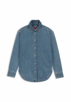 Lyseblå denimskjorte med spids krave, lange ærmer, knaplukning og afrundet kant med kontrasterende syningsdetaljer.