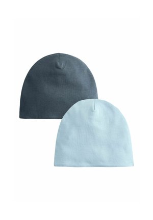 Deux bonnets tricotés unis, un gris foncé et un bleu clair, présentés côte à côte sur un fond blanc.