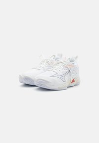 Mizuno WAVE MOMENTUM 3 - Tinklinio batai - white/aleutian/cloud pink