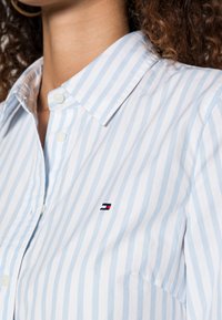 Tommy Hilfiger Hemdbluse - blue