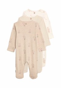 Tres bodies de bebé: uno beige con estampados de ositos, uno blanco roto con motivos forestales y uno a rayas en tonos claros. Todos tienen mangas largas.