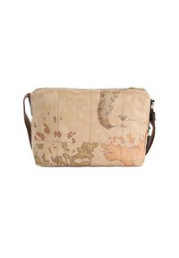 Pochette rettangolare beige con stampa di una mappa in stile vintage, tracolla marrone e chiusura con zip superiore.