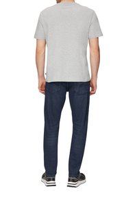 QS MIT RUNDHALSAUSSCHNITT - T-shirt basic - grau meliert