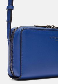 Liebeskind Berlin Taška s příčným popruhem - blue
