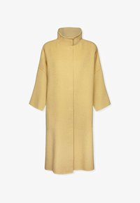 Seleccionado, giallo