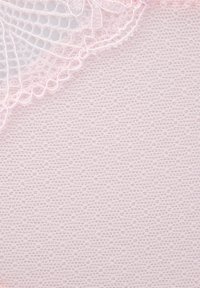 Thumbnail Image 3