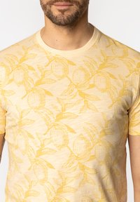 Lee Cooper - T-shirt z nadrukiem