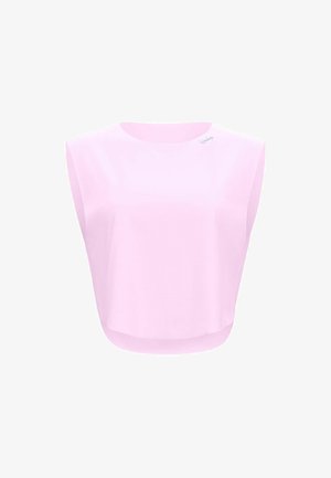 Crop top rose clair sans manches avec épaules larges et col rond, avec un petit logo discret près du col.
