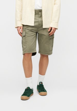 Tommy Jeans OTIS WASHED CARGO SHORTS - Shorts - utility sage