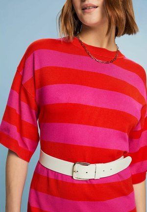 Esprit, Robe pull - red