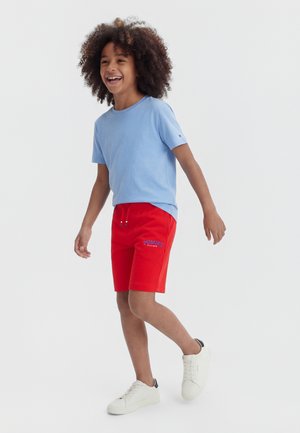Tommy Hilfiger LOGO EMBROIDERY TERRY SWEAT SHORTS - Παντελόνι φόρμας - rapid red