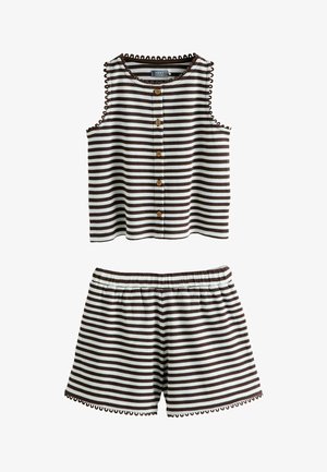Mouwloze blouse met knopen en korte broek met elastische taille in bruin-witte horizontale strepen met geschulpte randen.