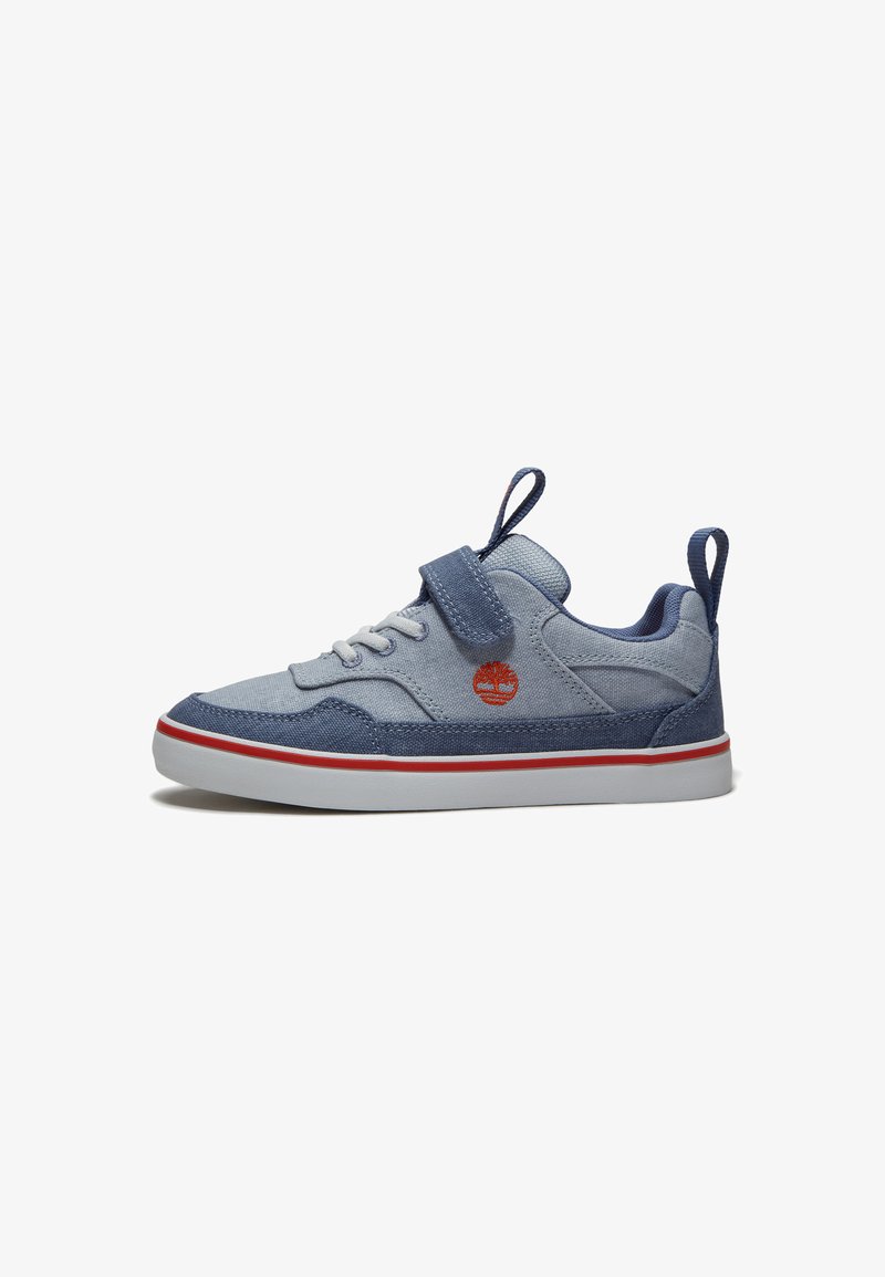 Low-top children’s sneaker in blue and gray fabric with white laces, red logo, white sole, red stripe, and Velcro strap.