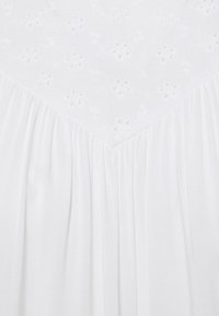 JDY JDYTRILLE - Blusa - cloud dancer