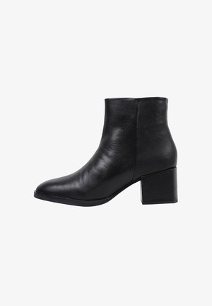 Sandra Fontán DAY - Bottines - black