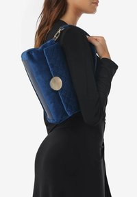 Miriade A EVELYNE - Bolso de mano - blu