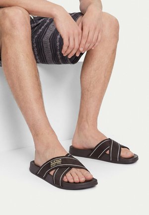 G-STAR, G STAR RAW MEN'S BROWN FLIP-FLOPS - Sandalias planas - brown