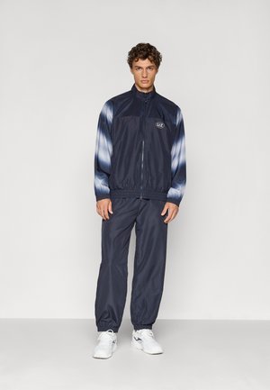 TENNIS PRO TRACKSUIT GRAPHIC SET - Survêtement - armani blue