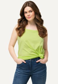 Ulla Popken LONG  CARREE-AUSSCHNITT ÄRMELLOS - Top - lime green