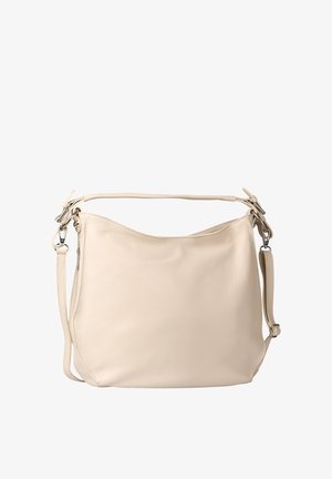 Beige leren schoudertas met verstelbare riem en zilverkleurige metalen details op een witte achtergrond.