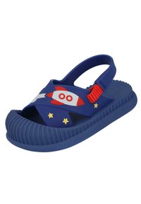 Sandalia de goma azul con un diseño de cohete, estrellas y una banda roja. Presenta un diseño de punta abierta y suela estriada para mayor tracción.