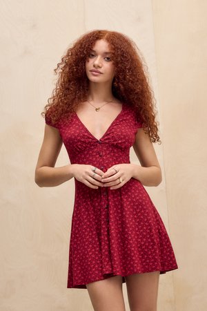 BDG Urban Outfitters KIKI - Vestito di maglina - red ditsy