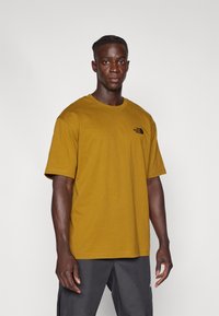 The North Face M SS ESSENTIAL OVERSIZE TEE - Trükipildiga T-särk - moss green