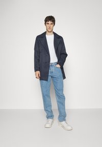 BOSS TIBURT - Navadna majica - white