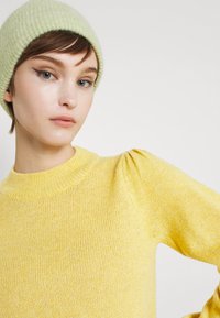 JDY JDYRUE - Camisola - spicy mustard/melange