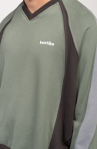 Kaotiko CREW GIULIO OLD UNISEX - Mikina - green/palid blue/gray