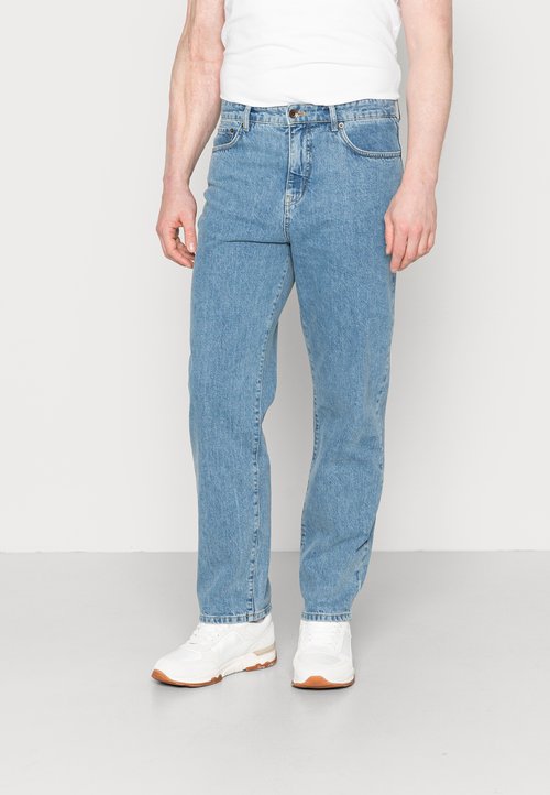 Jeans large homme en promo Lyle & Scott | Tous les articles chez Zalando