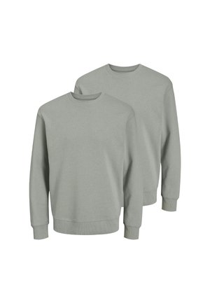 - Bluza