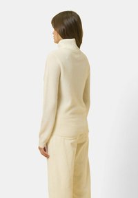 Just Cashmere COL ROULÉ - Maglione - snow
