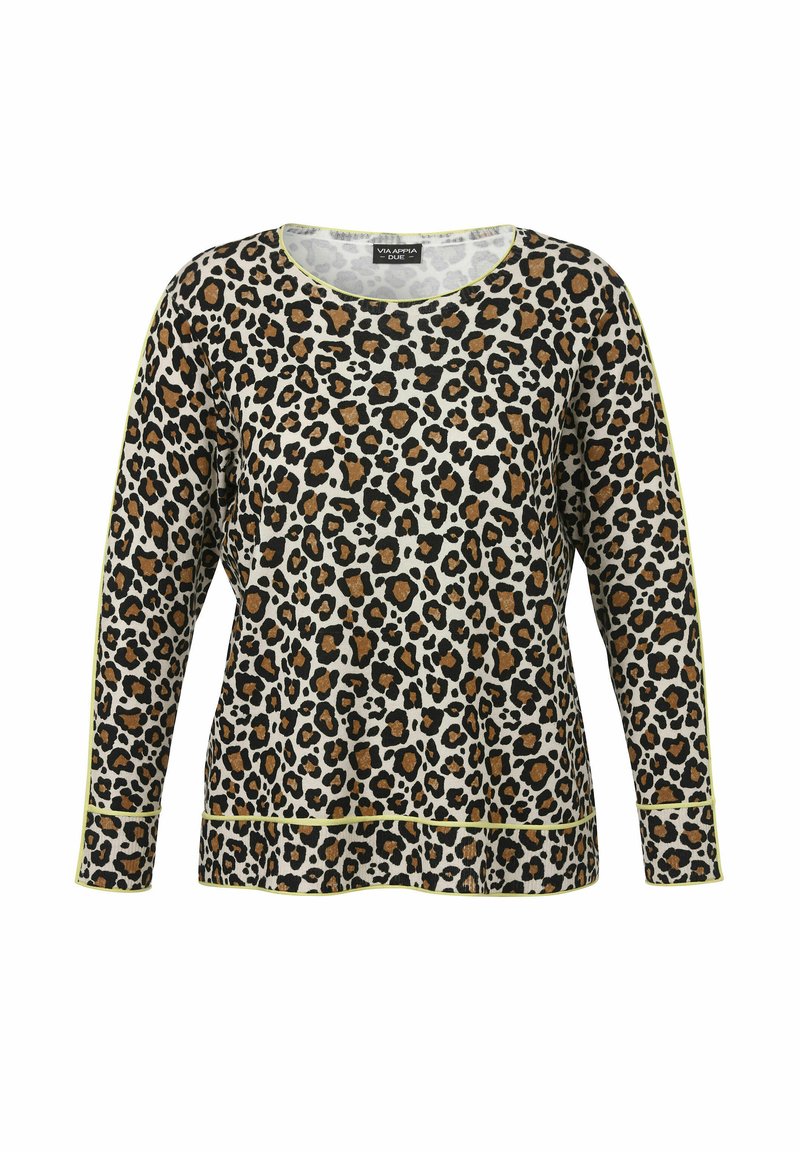 Leopardprint lange mouwen top in beige, bruin en zwart, heeft een ronde halslijn en gele afwerking langs de mouwen en zoom.