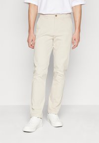 DOCKERS SMART FLEX MOTION SLIM - Vászonnadrágok - sahara khaki