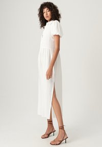 THE FATED BARCLAY MIDI  - Abito a camicia - white