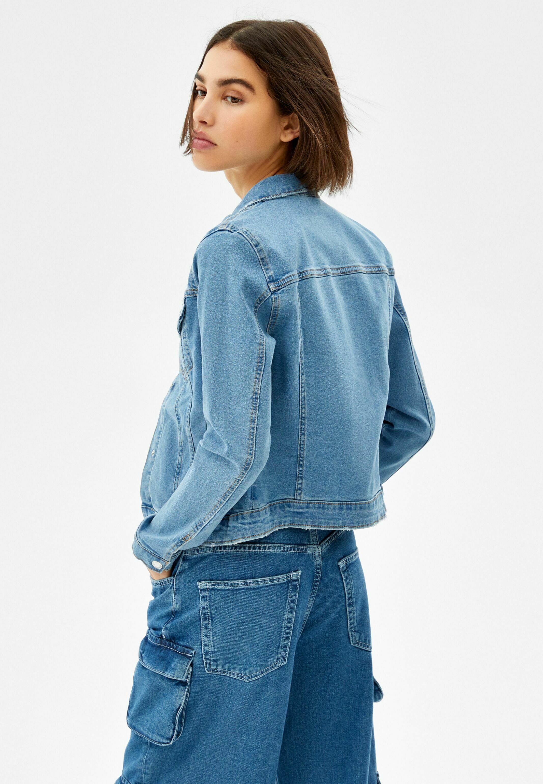 Bershka Giacca di jeans - ligh blue denim/carta da zucchero - Zalando.it