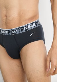 Nike Underwear BRIEF 3 PACK - Slip - black/multi-coloured
